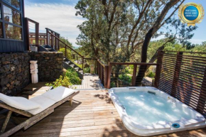 Illaroo Absolute Beachfront with Spa Culburra Beach